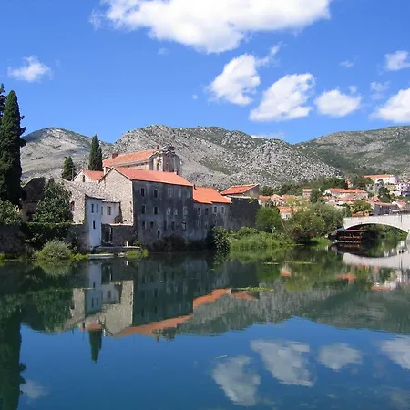 Stari Grad *