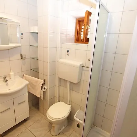 Stari Grad Apartman *